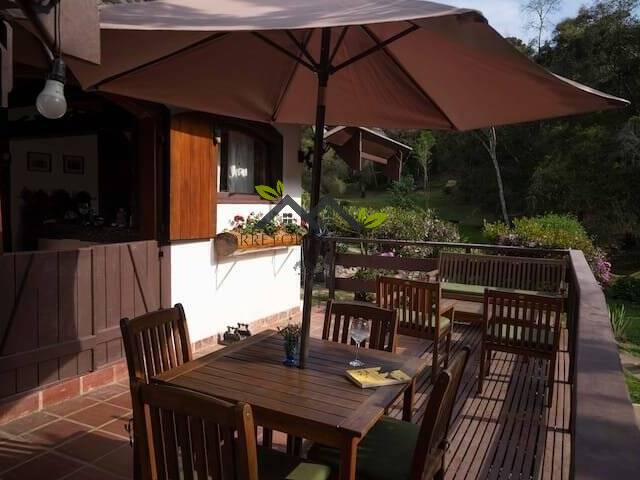 Casa para Venda em Campos do Jordão - 4