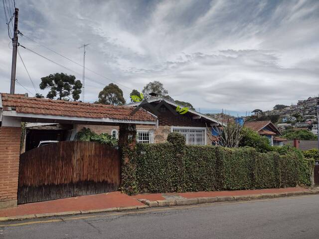 #c2046a - Casa para Venda em Campos do Jordão - SP