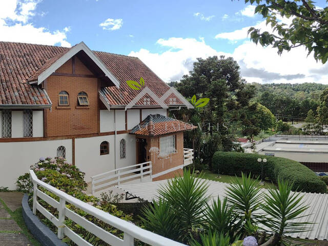 #c2055a - Casa para Venda em Campos do Jordão - SP