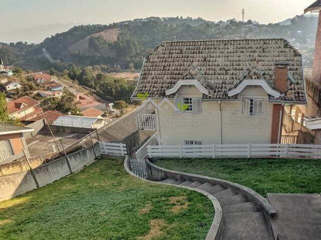 #c2066a - Casa para Venda em Campos do Jordão - SP