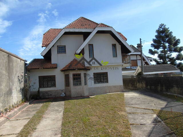 #c2082a - Casa para Venda em Campos do Jordão - SP