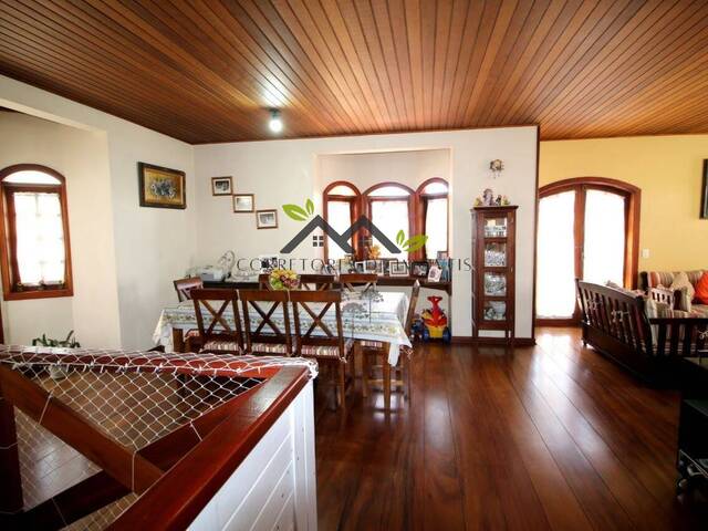 Casa para Venda em Campos do Jordão - 4