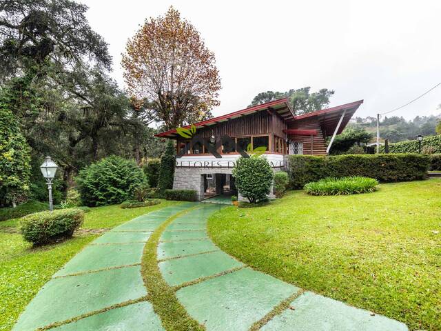 Casa para Venda em Campos do Jordão - 4
