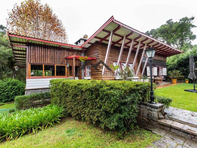 #c2088a - Casa para Venda em Campos do Jordão - SP