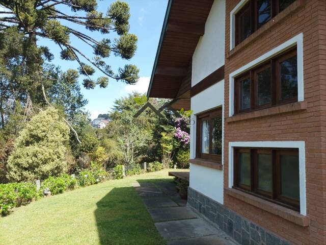 #c2092a - Casa para Venda em Campos do Jordão - SP - 3