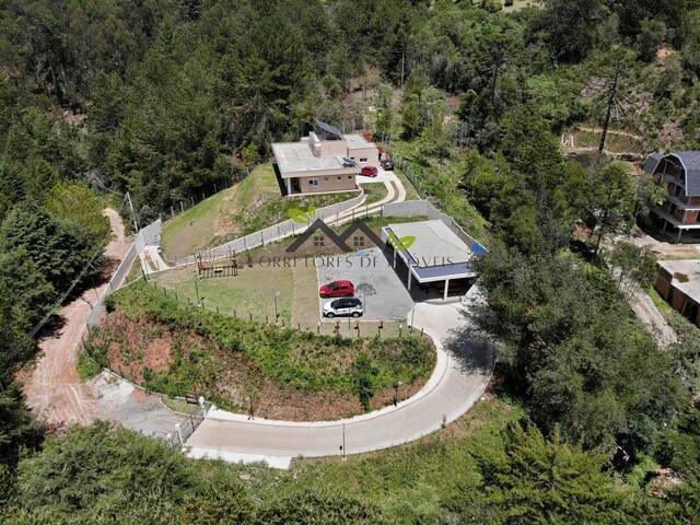 #c2099a - Casa para Venda em Campos do Jordão - SP - 2