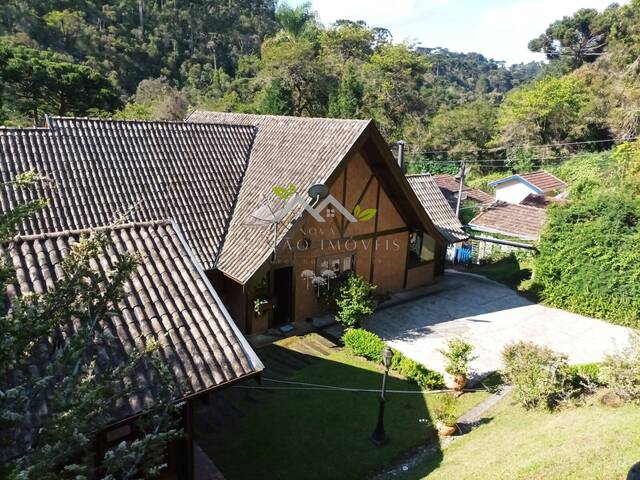 #c2100a - Casa para Venda em Campos do Jordão - SP - 2