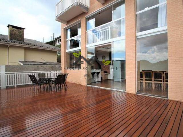 Casa para Venda em Campos do Jordão - 4