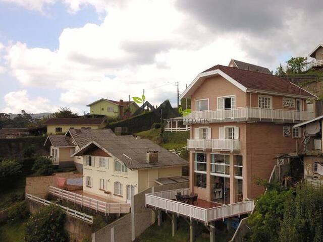 #c1921a - Casa para Venda em Campos do Jordão - SP