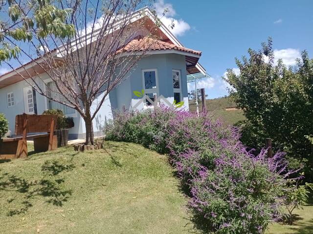 #c2111a - Casa para Venda em Campos do Jordão - SP - 2