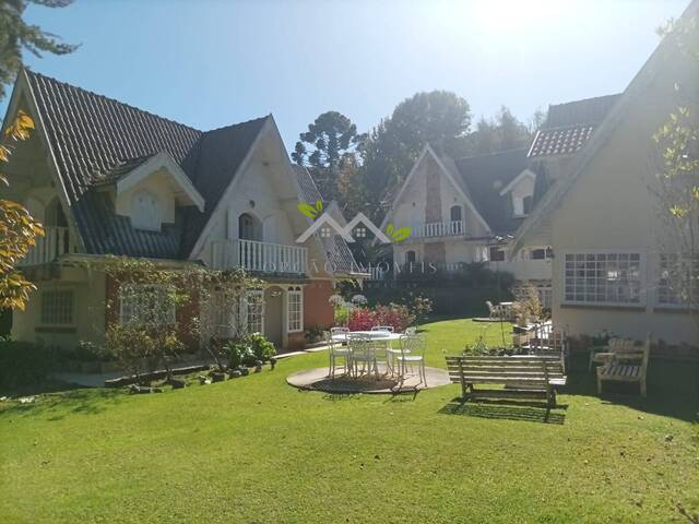 #c2116a - Casa para Venda em Campos do Jordão - SP