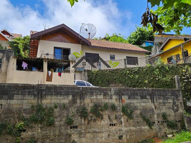 #c2144a - Casa para Venda em Campos do Jordão - SP - 2
