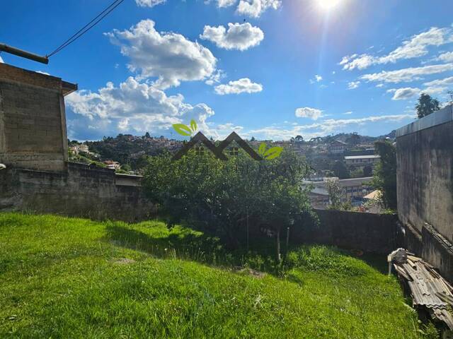#c2150a - Casa para Venda em Campos do Jordão - SP