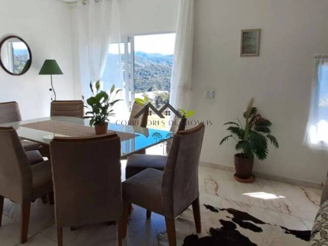 Casa para Venda em Campos do Jordão - 4