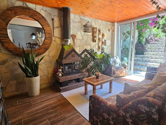 Casa para Venda em Campos do Jordão - 5