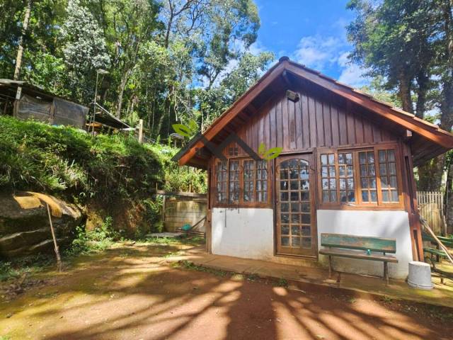 #c2172a - Casa para Venda em Campos do Jordão - SP - 3