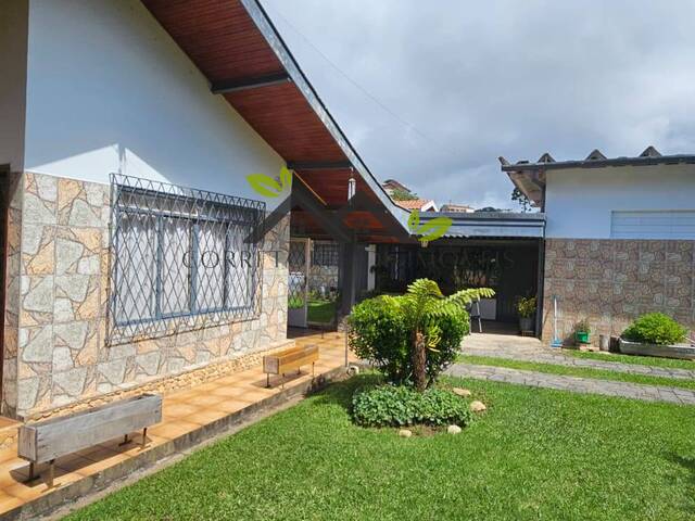 #c2174a - Casa para Venda em Campos do Jordão - SP - 3