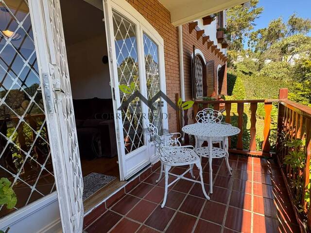 #a376a - Apartamento para Venda em Campos do Jordão - SP - 2