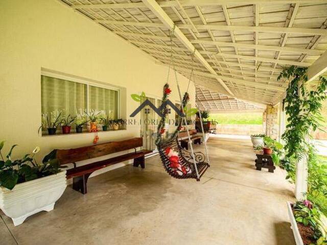 Casa para Venda em Campos do Jordão - 4