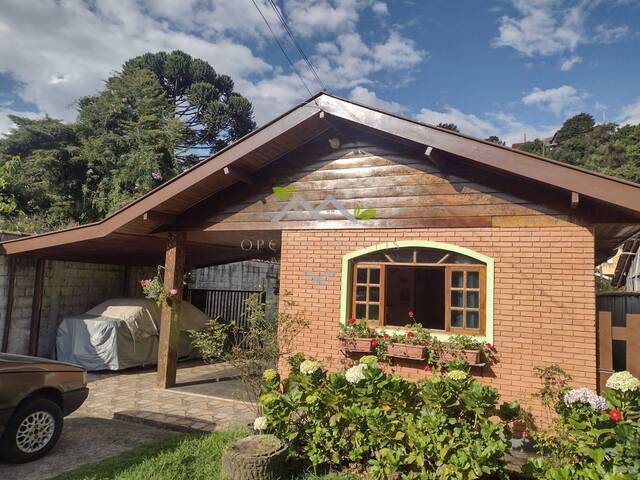 #c2067a - Casa para Venda em Campos do Jordão - SP