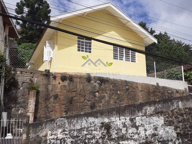 #2596 - Casa para Venda em Campos do Jordão - SP