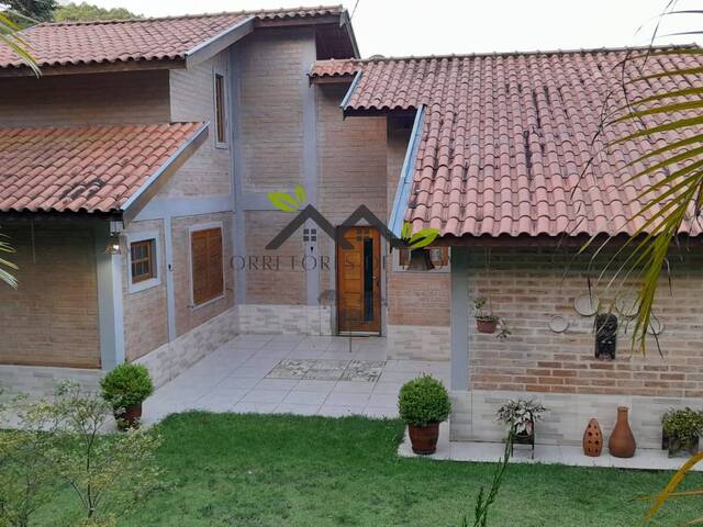#2711 - Casa para Venda em Campos do Jordão - SP - 3