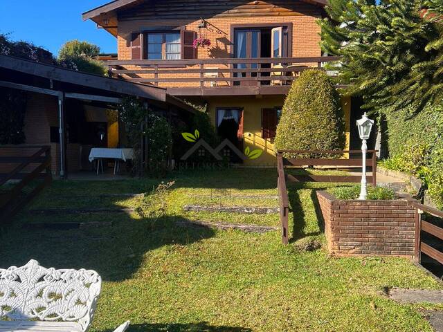 #c2134a - Casa para Venda em Campos do Jordão - SP - 1