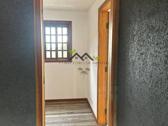 Casa para Venda em Campos do Jordão - 4