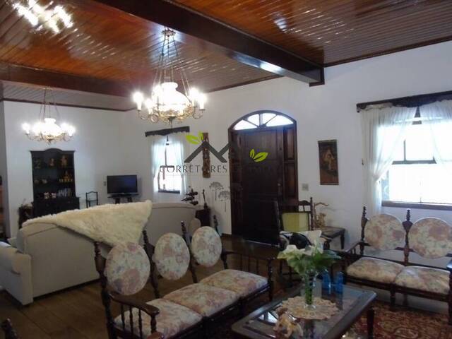 Casa para Venda em Campos do Jordão - 4