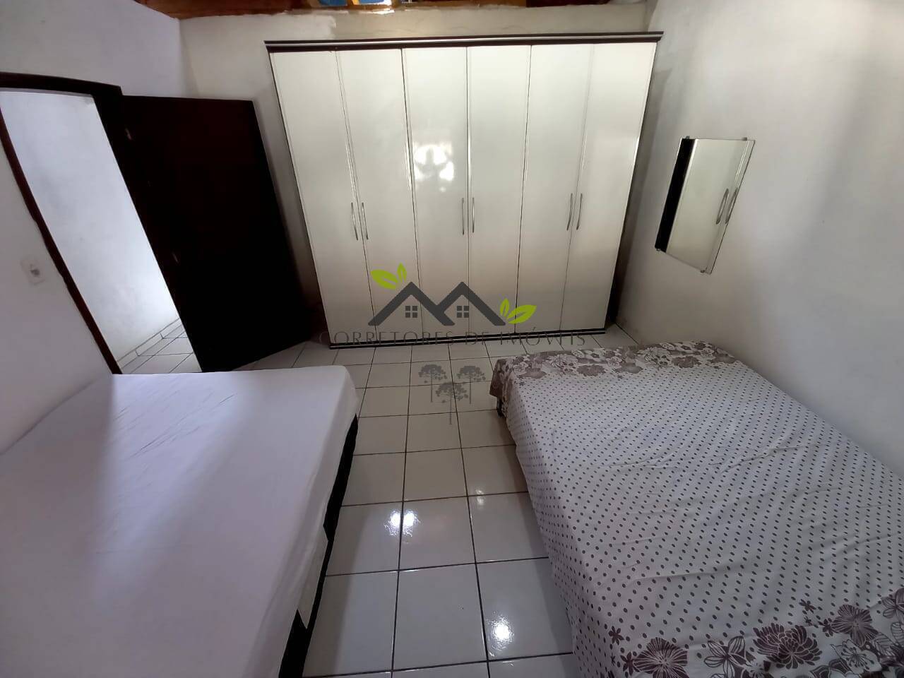 Chácara à venda com 6 quartos, 320m² - Foto 15