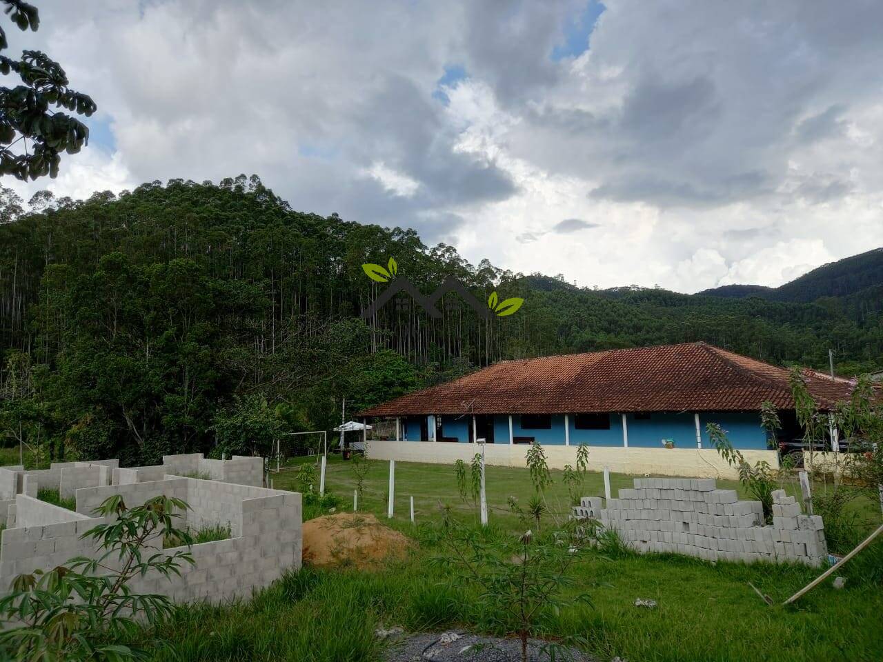Chácara à venda com 6 quartos, 320m² - Foto 22