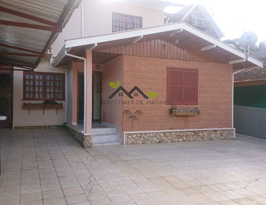 B. Jardim Márcia - Casa com 04 quartos (sendo 01 suítes)
