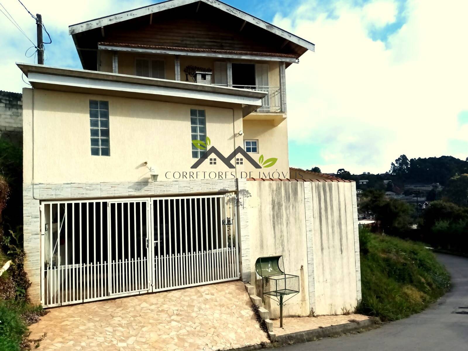 Casa com excelente localização, na região do portal da cidade