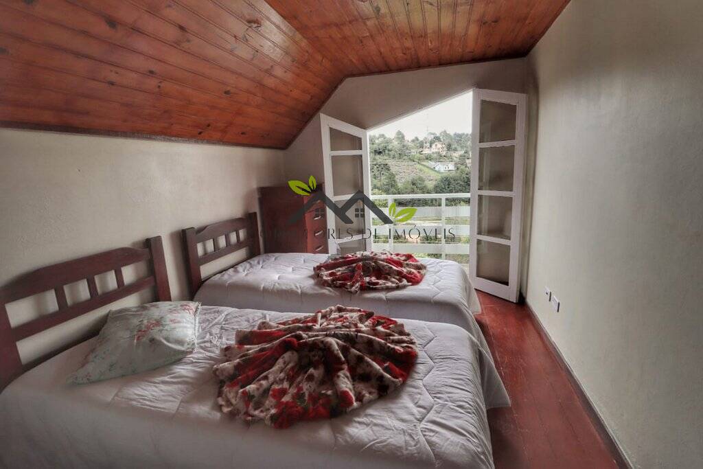 Casa à venda e aluguel com 6 quartos, 184m² - Foto 14