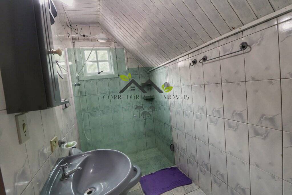 Casa à venda e aluguel com 6 quartos, 184m² - Foto 23