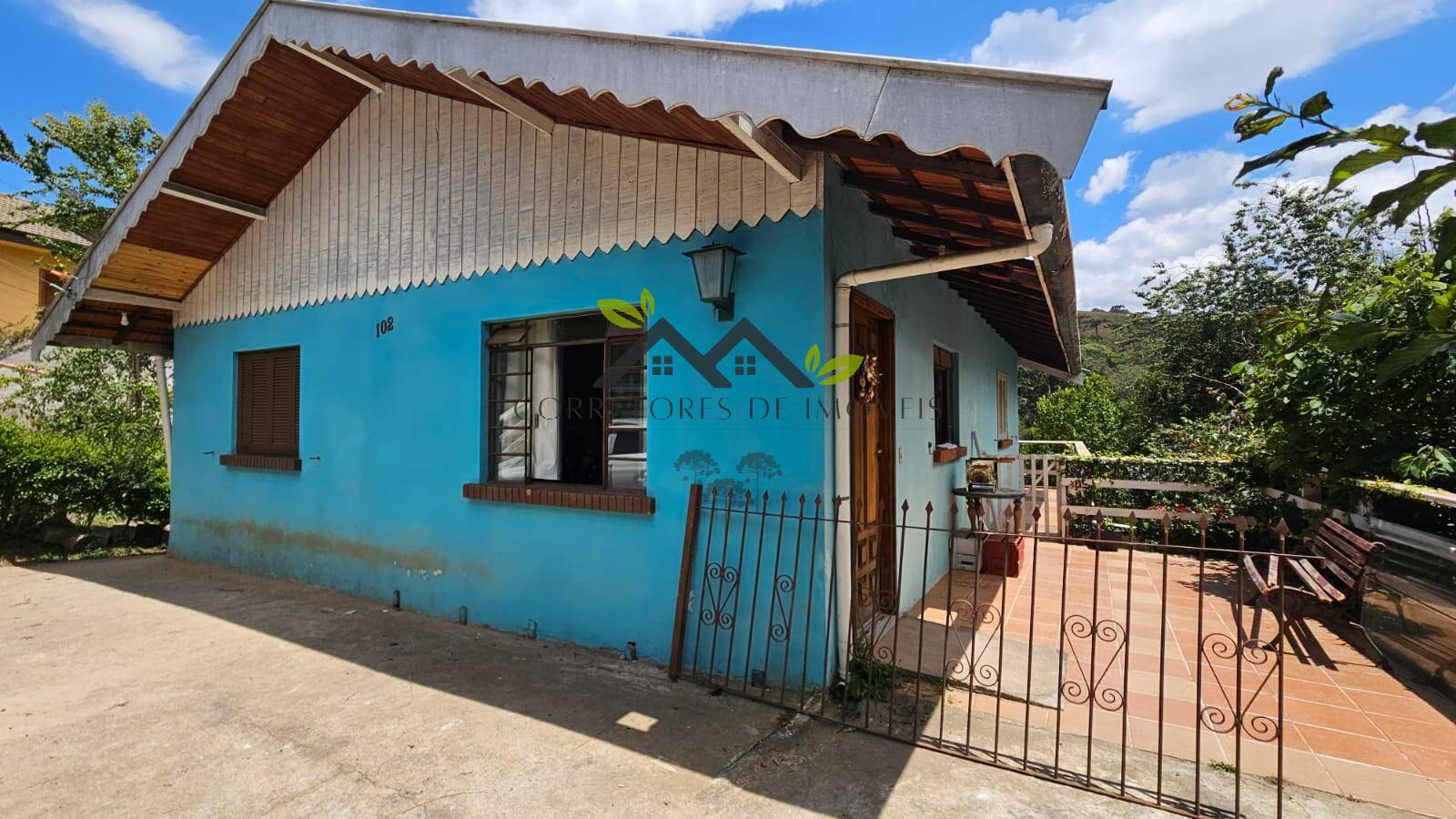 Vila Santa Cruz - Casa com 02 pavimentos