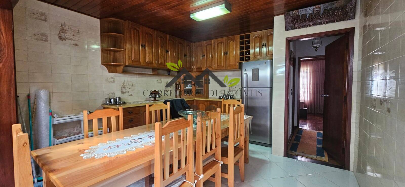 Casa, 3 quartos, 200 m² - Foto 8
