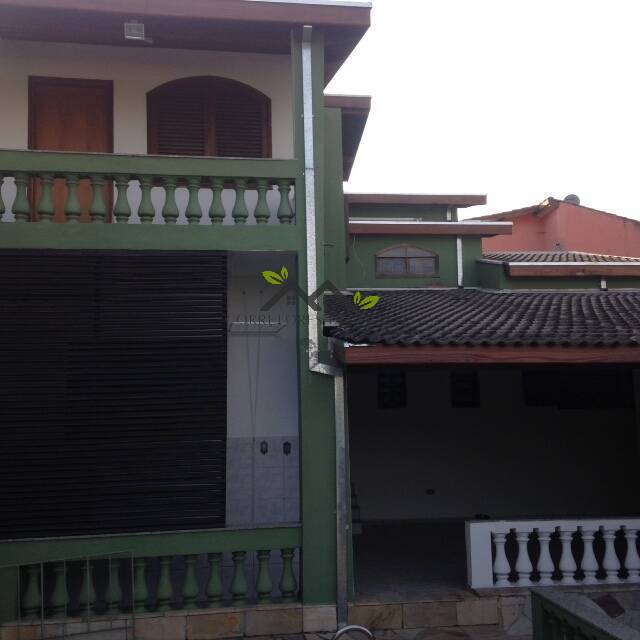 Lindo sobrado em Tremembé
